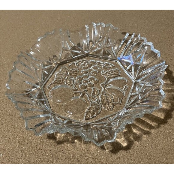 Embossed Fruit Bowl or Centerpiece 11x2' Dish, Antique MCM Federal Glass Co. - Picture 1 of 16